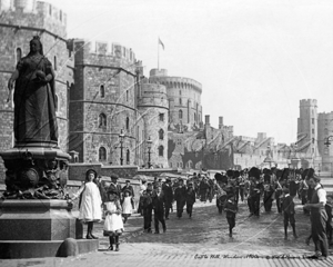 Castle Hill & Queen Victoria Monument, Windsor in Berkshire c1900s
