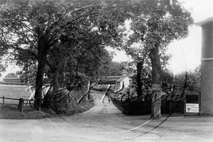 Emmbrook Road junction of the Reading Road in Wokingham, Berkshire c1910s