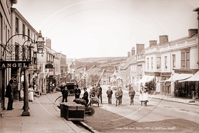 Picture of Cornwall - Helston, Coinage Hall Street c1895 - N2567
