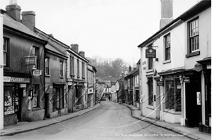 Picture of Devon - Buckfastleigh, Fore Street c1950s - N2458