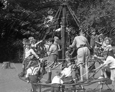 Picture of London - Regent's Park Playground c1930s - N426