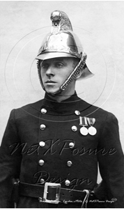 Picture of London, NW - Hendon, Fireman c1900s - N1437