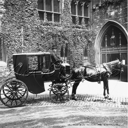 Picture of London - Four Wheeler 'Growler' Cab 1890s - N2033
