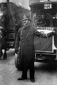 Picture of London Life - City Policeman c1900s - N2185