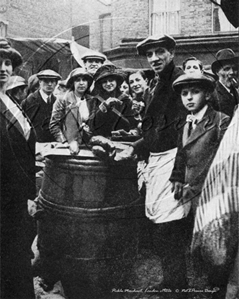 Picture of London Life - Pickle Merchant c1920s - N2394