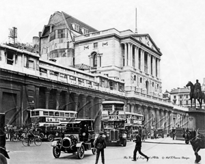 Bank of England in the City of London after the reconstruction c1920s. To the front is a MK1 Beardmore Taxi