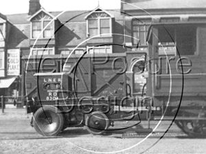 Picture of Suffolk - Lowestoft Shunting Tractor c1930s - N284