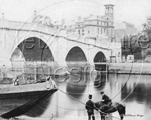 Picture of Surrey - Richmond Bridge c1890s - N821