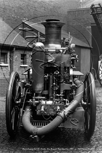 Picture of London - Fire Brigade Headquarters, Steam Engine c1902 - N2892