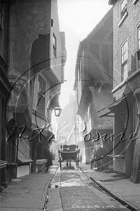 Picture of Yorks - Yorkshire, The Shambles c1900s - N2881