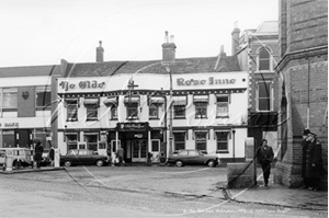 Picture of Berks - Wokingham, Market Place ,Ye Olde Rose Inn c1970s - N3150