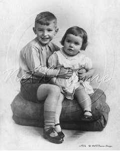Picture of Misc - Kids, Brother and Sister c1920s - N818
