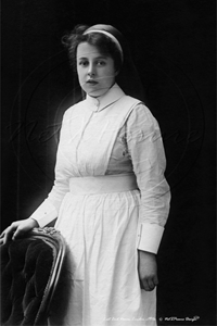 Picture of London, E - East End Nurse c1910s - N3452