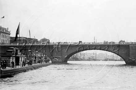 Picture of London, EC - London Bridge June 1904 - N3470