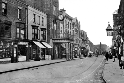 Picture of Essex - Maldon, High Street and Town Hall c1910s - N3642
