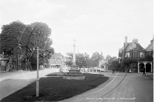 Picture of Berks - Datchet, Monument and Village c1900s - N3763