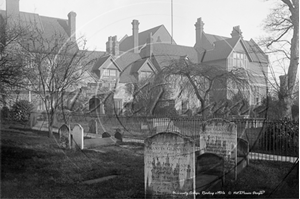Picture of Berks - Reading, University College and Grave Yard c1900s - N3773