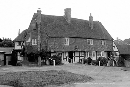Picture of Sussex - Chiddingfold, The Crown Inn c1910s - N3898