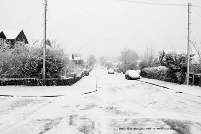 Snow Scene of Arthur Road, Wokingham in Berkshire take by Vince Chin on 6th April 2006