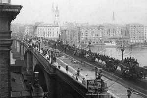 Picture of London - The Thames & London Bridge c1893 - N4370