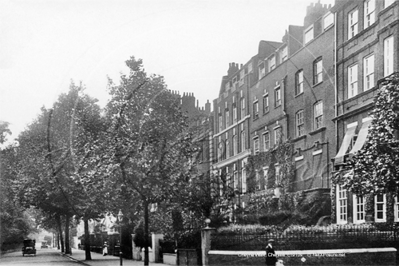 Cheyne Walk, Chelsea in South West London c1910s