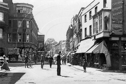 High Street, Maidenhead in Berkshire c1910s