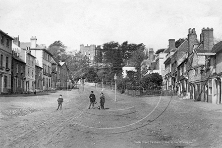 Picture of Surrey - Farnham, Castle Street c1894 - N5284