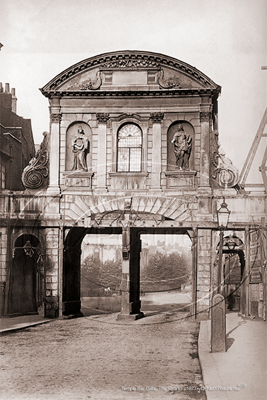 Picture of London - The Strand, Temple Bar Gate, Removed in 1878 c1877 - N5308